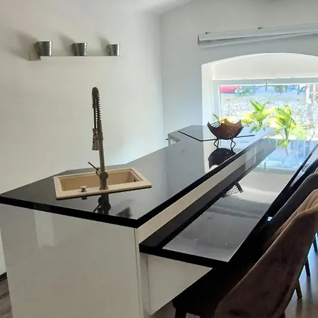 Obala Apartment *